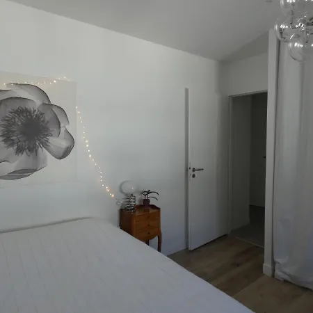 Bed and breakfast D Dans Une Jolie Maison Neuve